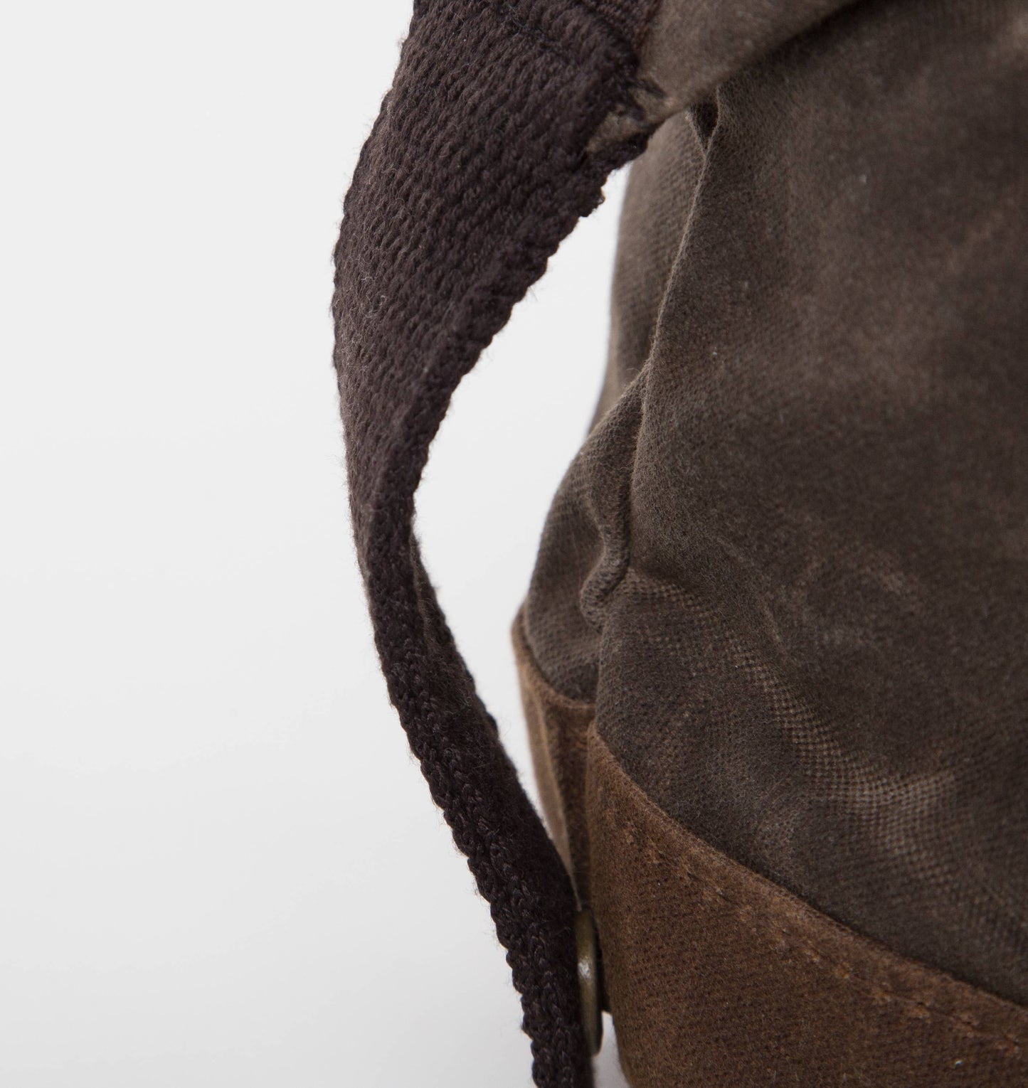 Waxed Dopp Kit: Khaki