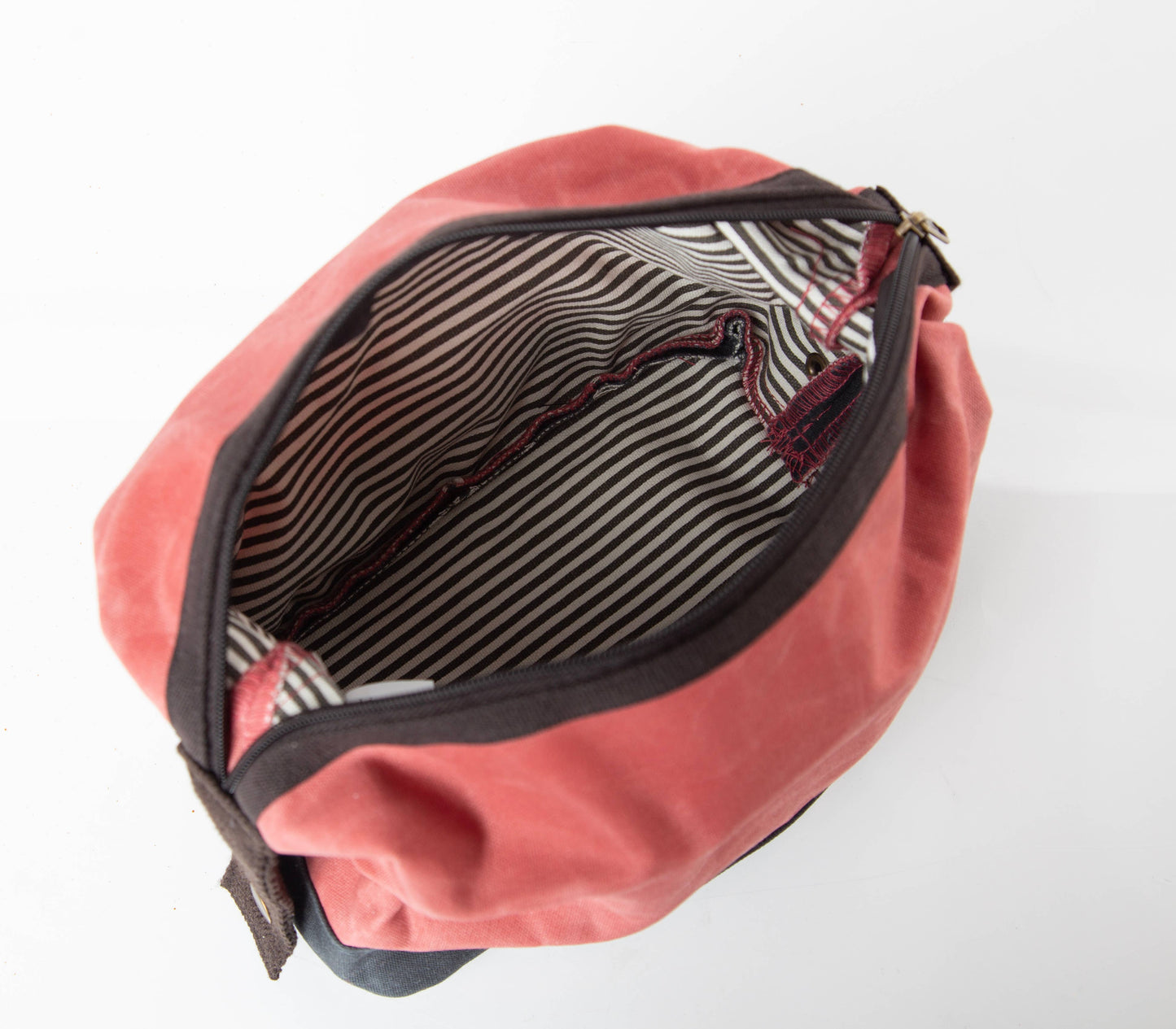 Waxed Dopp Kit: Khaki