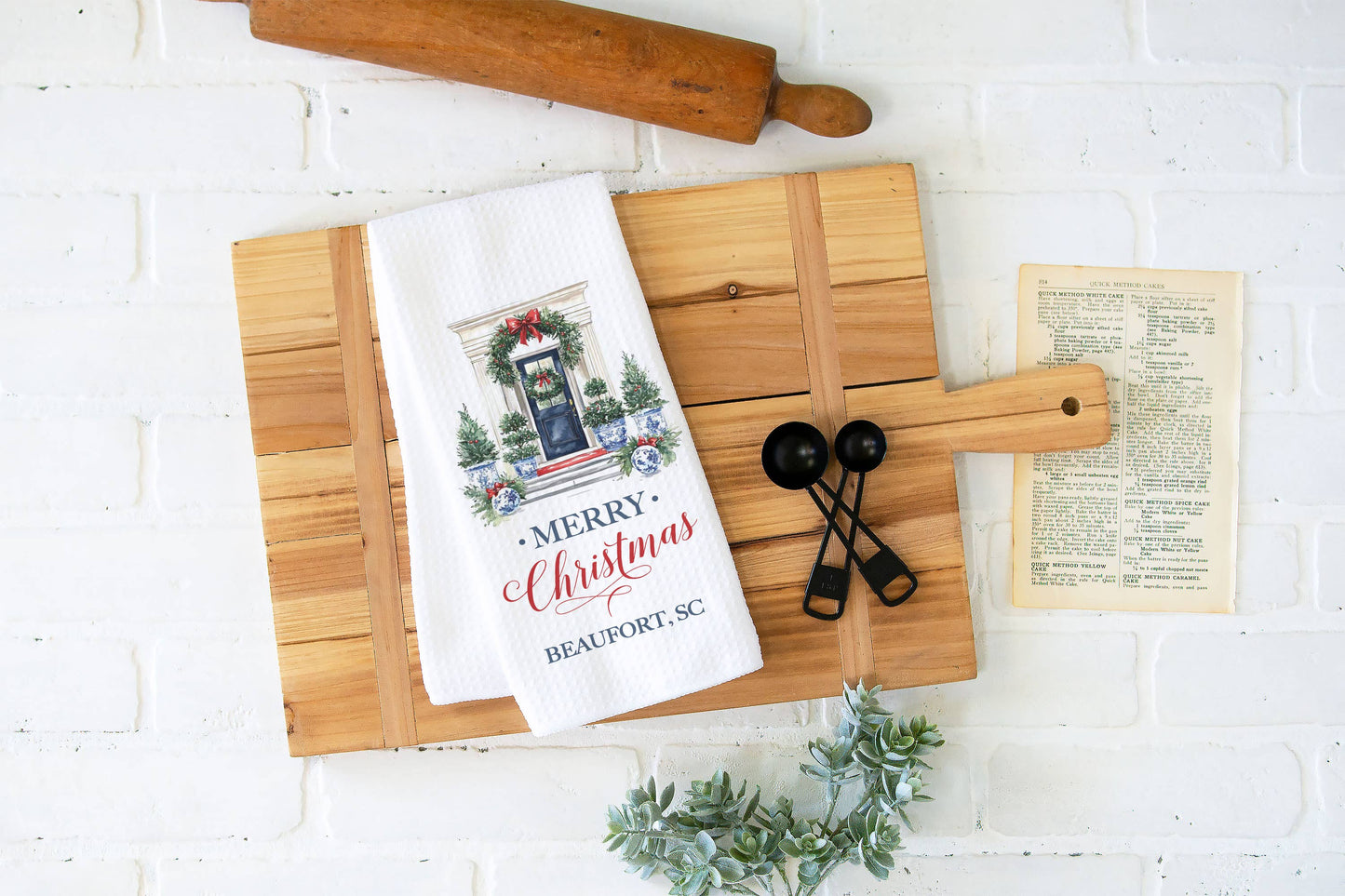 Chinoiserie Christmas Tree Towel, Blue