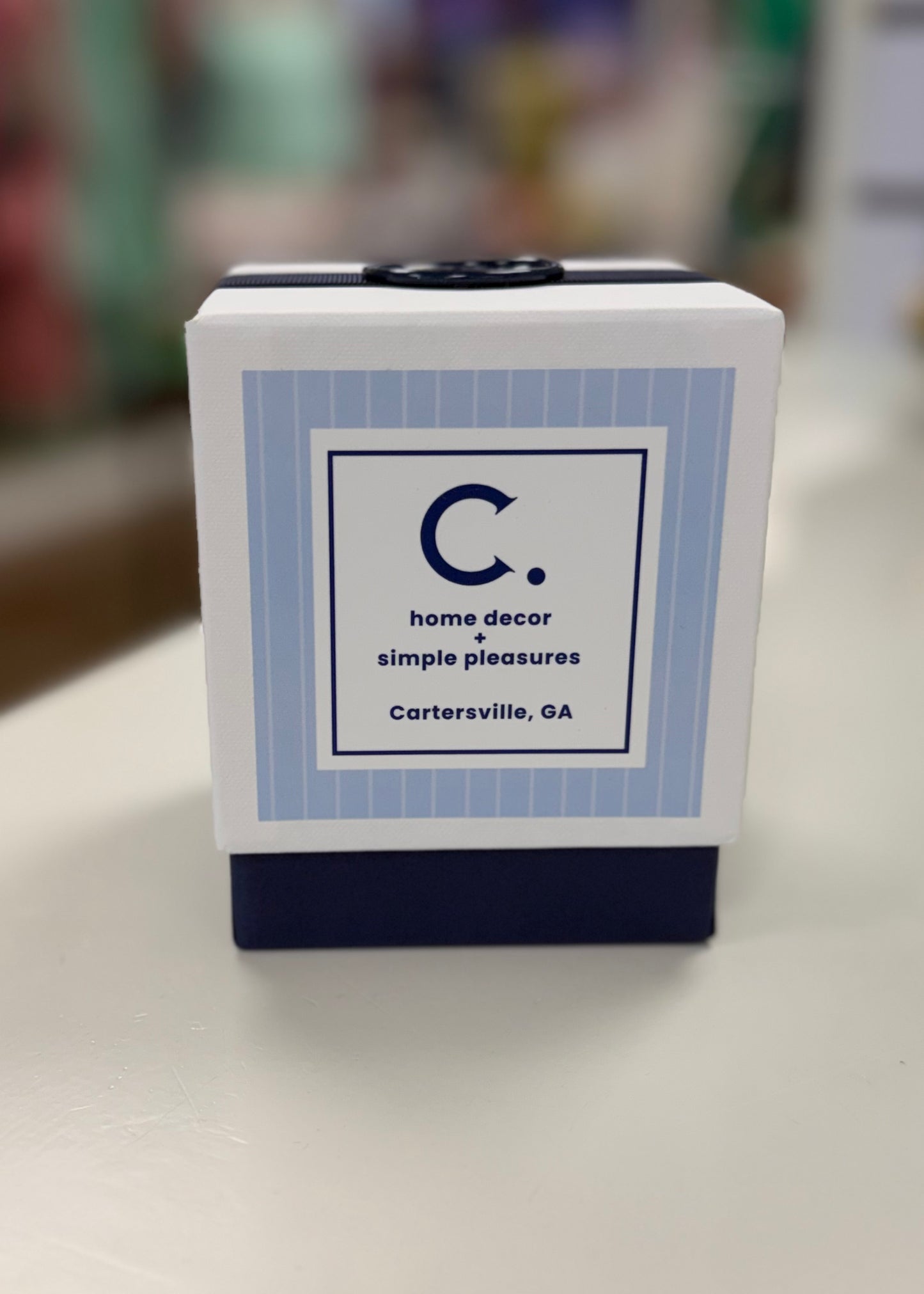 c.a.n.o.p.y candle White Flower, Smoke & Pine