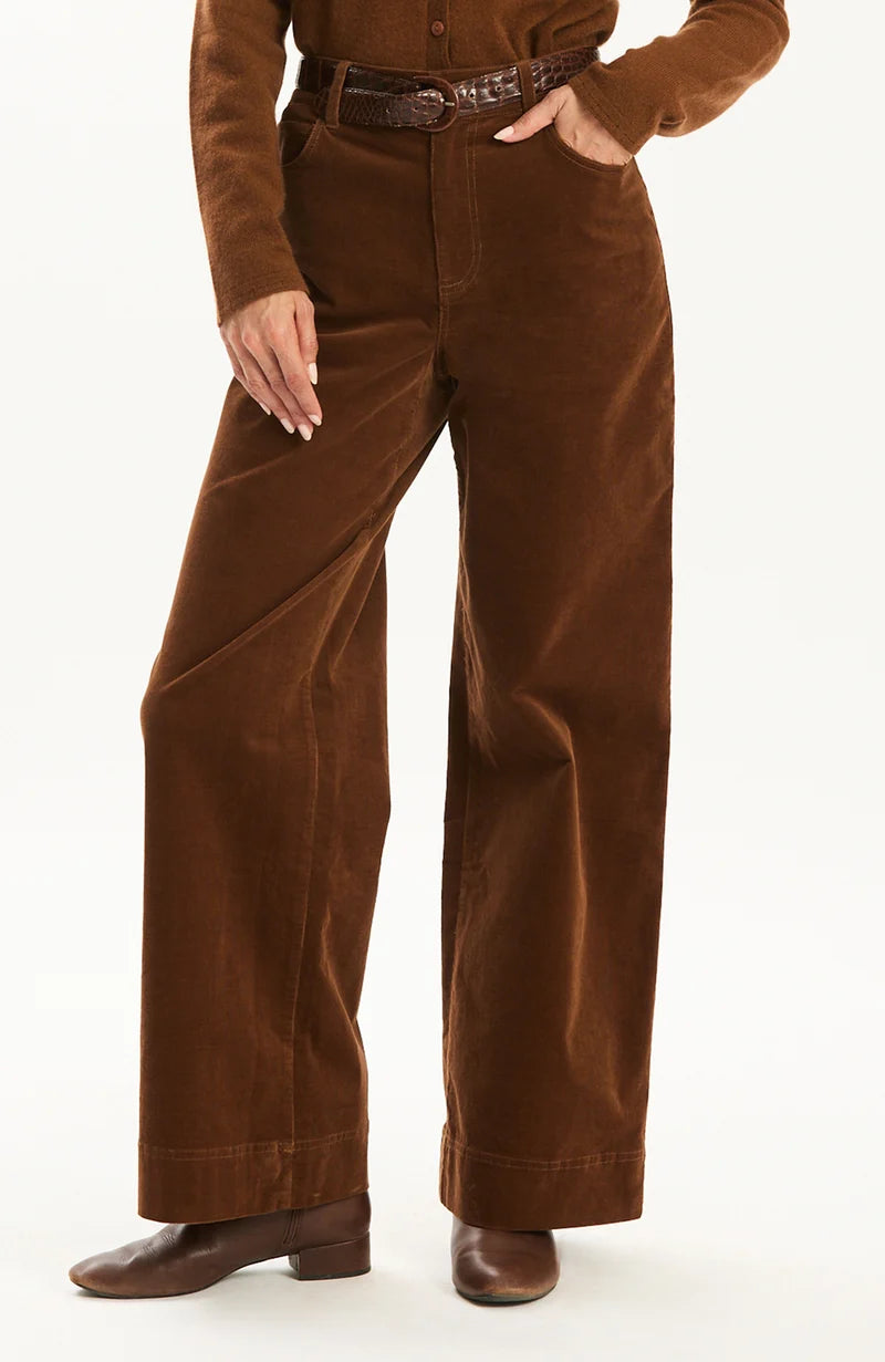 Tyler Boe Scottie Cord Flare Leg, Bison