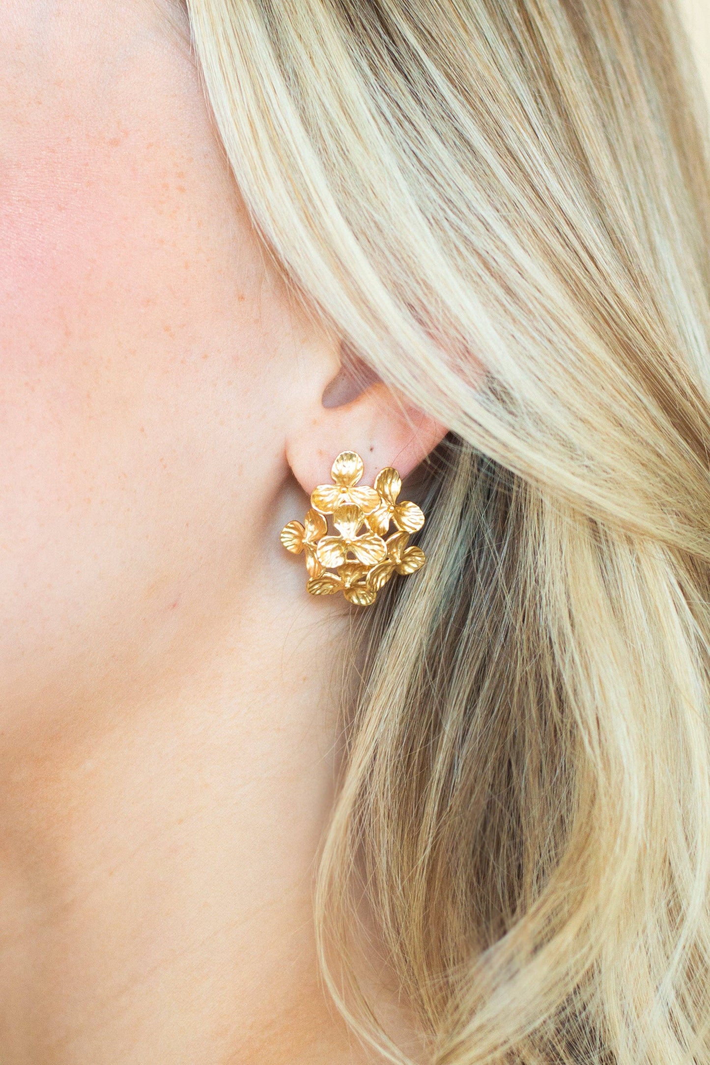 Eva Floral Stud Earrings